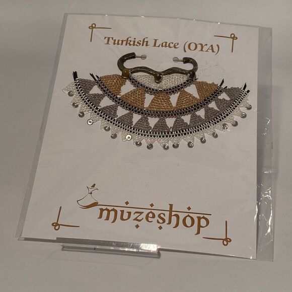 1365  Turkish Lace Oya Pin Gold Grey NWT - Picture 1 of 3